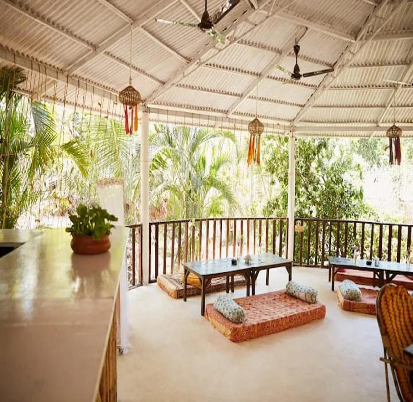 Jamboree Creek Yoga Mandrem Ngoại thất bức ảnh