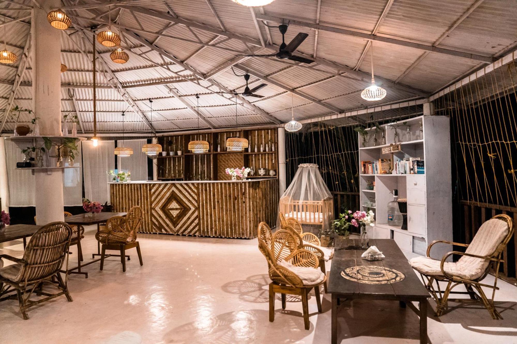 Jamboree Creek Yoga Mandrem Ngoại thất bức ảnh