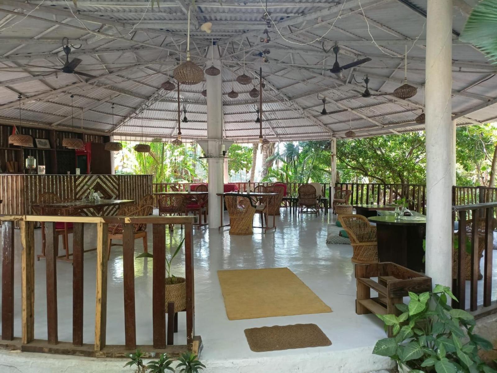 Jamboree Creek Yoga Mandrem Ngoại thất bức ảnh